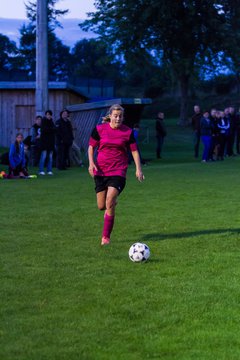 Bild 269 - B-Juniorinnen TSV Gnutz o.W. - SV Wahlstedt : Ergebnis: 1:1